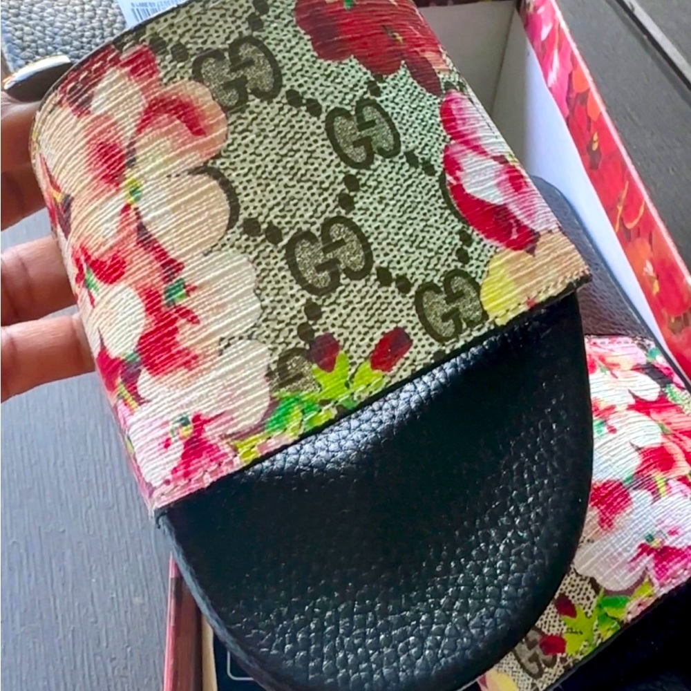 GUCCI blooms supreme floral slide sandal size 37 (7)